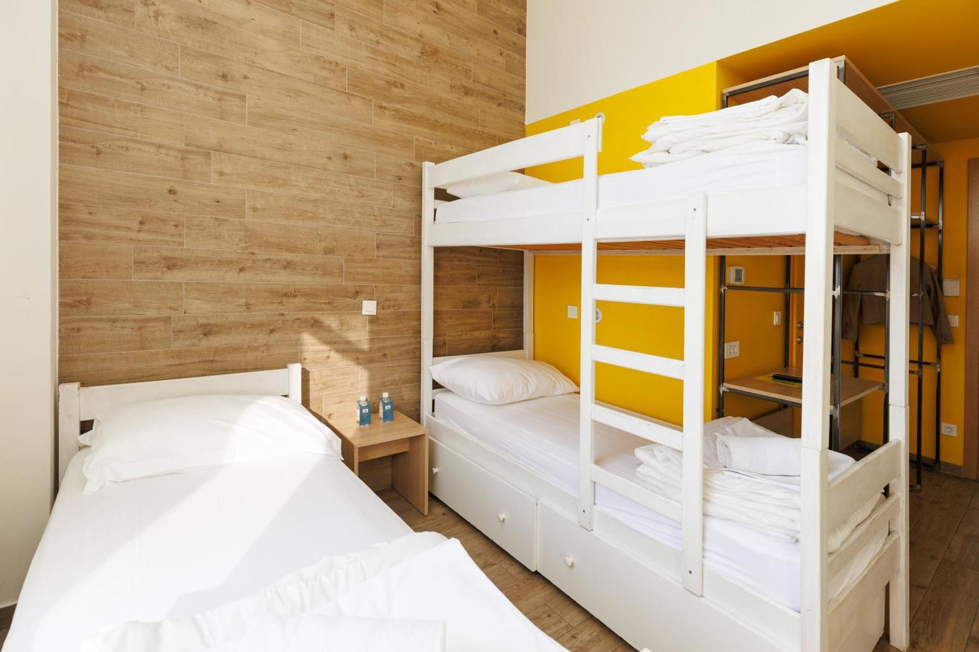 Hostel Link Lovran Ngoại thất bức ảnh