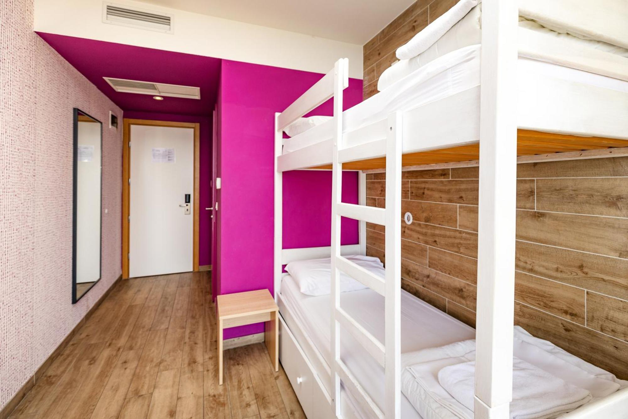 Hostel Link Lovran Ngoại thất bức ảnh