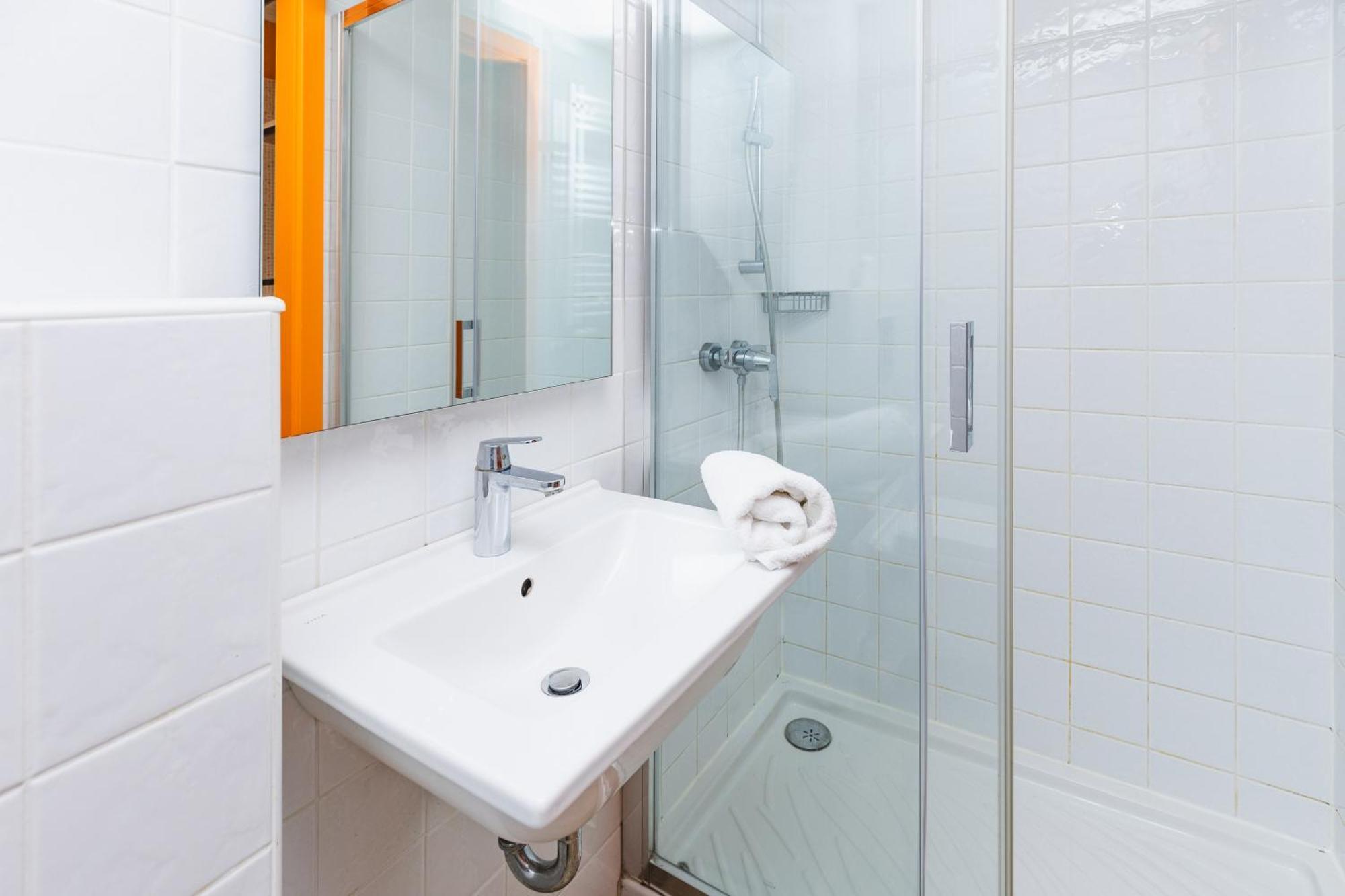 Hostel Link Lovran Ngoại thất bức ảnh