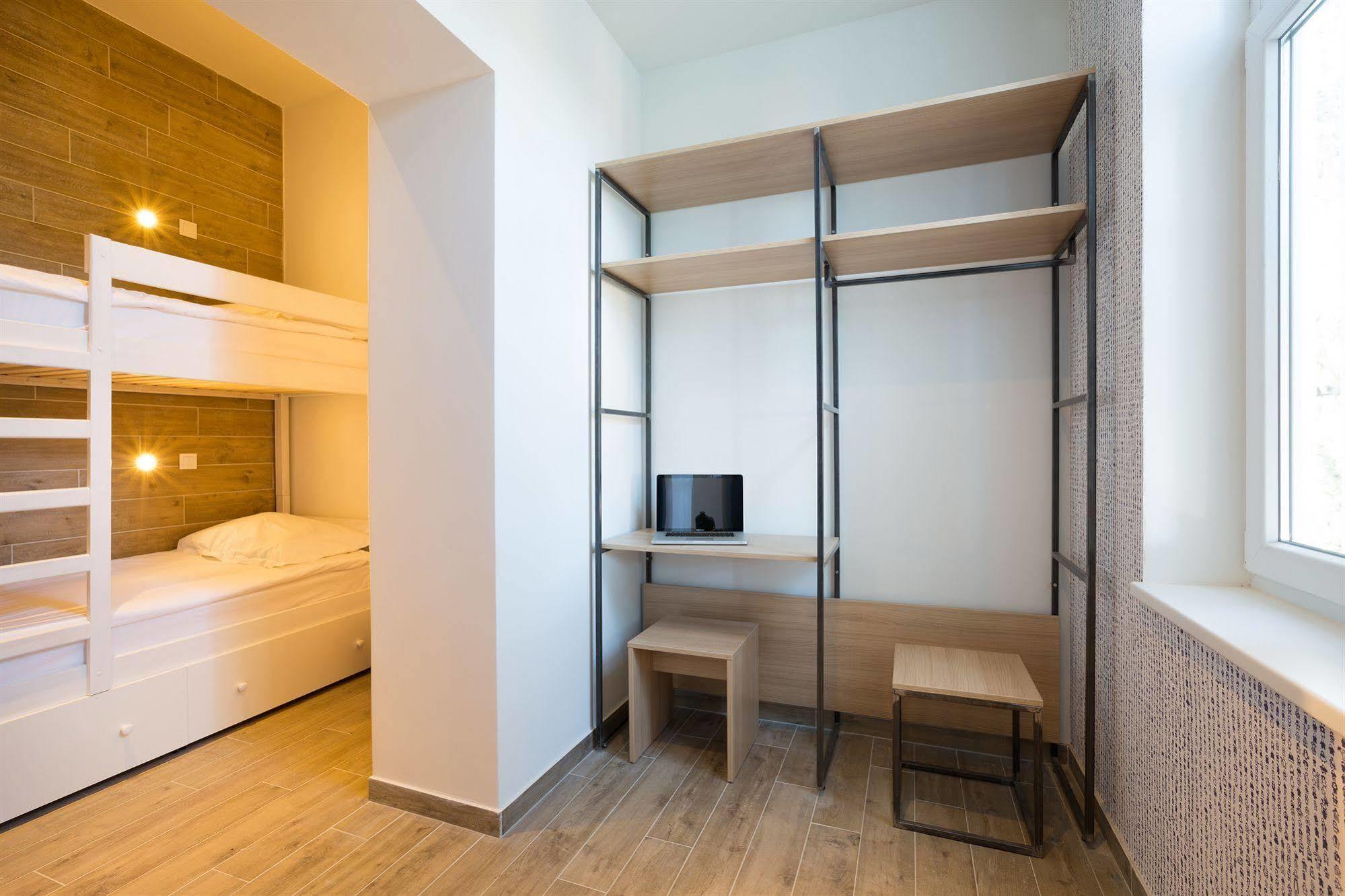 Hostel Link Lovran Ngoại thất bức ảnh
